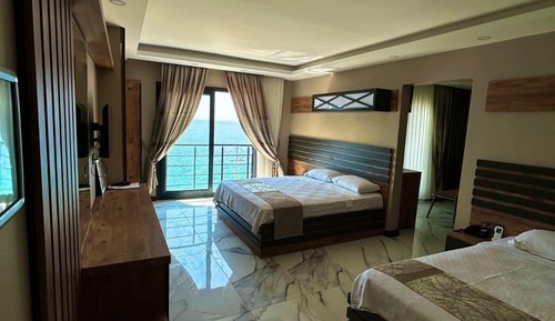 Luxury Suite, Balcony, Sea View