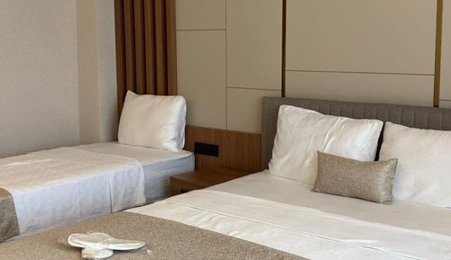 Standard Triple Room, City View