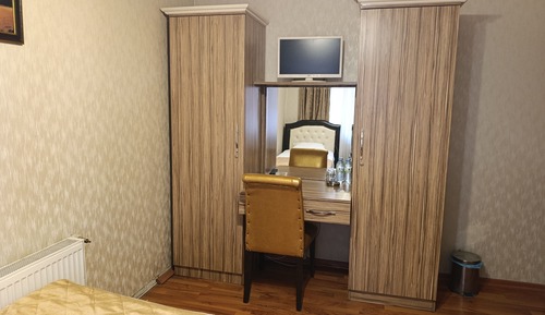 Economy Twin Room, 2 Twin Beds, Smoking, Ground Floor