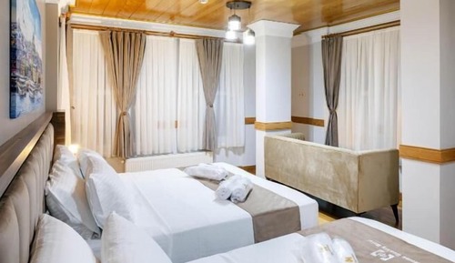 Family Room, Sea View