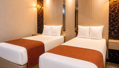 Business Twin Room, City View