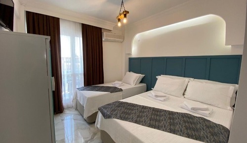 Standard Triple Room, Balcony