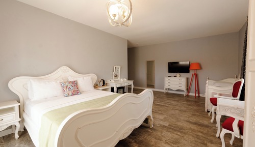 Deluxe Triple Room, Balcony, Pool View