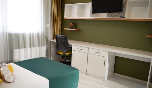 Single Room, Courtyard Area