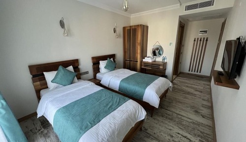 Family Triple Room, Balcony, Marina View