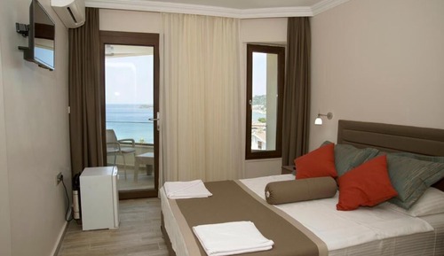 Standard Double Room, Balcony, Sea View