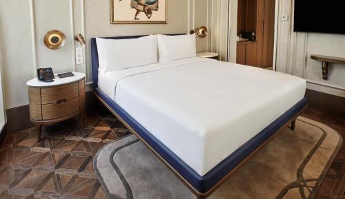 Superior King Room with Balcony