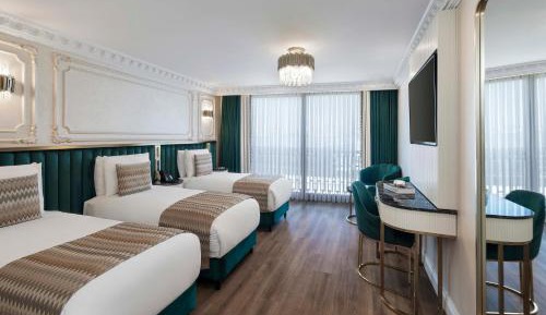 Superior Triple Room