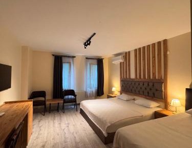 Classic Triple Room