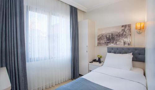 Large Single Room