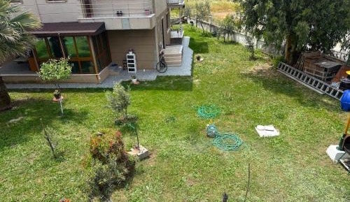 Villa with Garden View