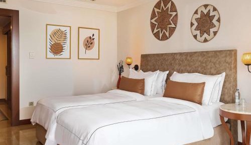 Deluxe Room with Sea View