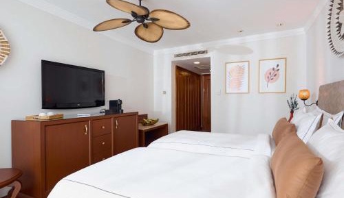 Deluxe Room with Garden View