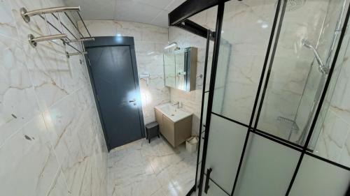 Studio Apartment with One Double Bed