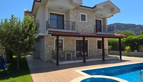 Deluxe Villa
