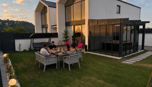 One-Bedroom Villa