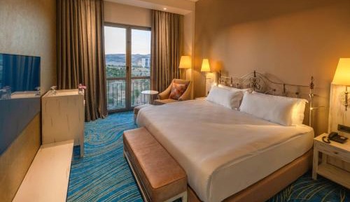 King Suite