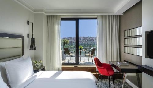 Superior Queen Room with Sea View