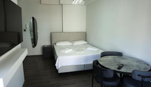 Basic Triple Room