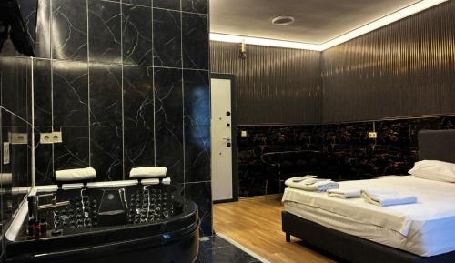 Room #1129151506