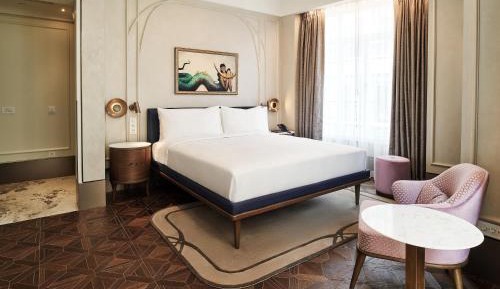 King Guest Room