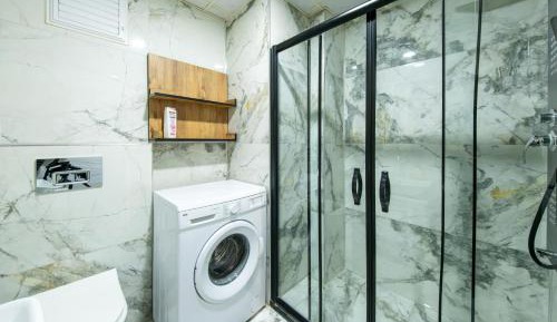 Deluxe Suite with Spa Bath