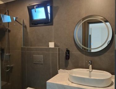 Economy Twin Room