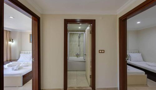 Quadruple Room with Balcony