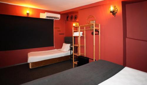 Basic Triple Room