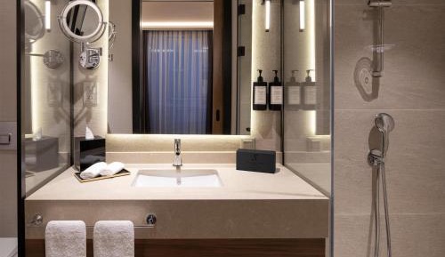 Deluxe King Room - Mobility Access