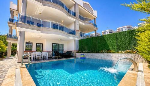 Villa with Private Pool