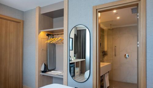 Executive King Suite