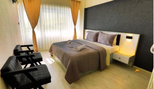 Large Double Room