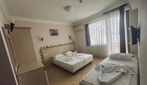Triple Room with Mountain View