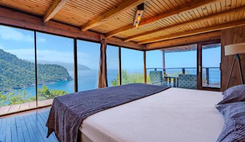 Deluxe Bungalow with Sea View