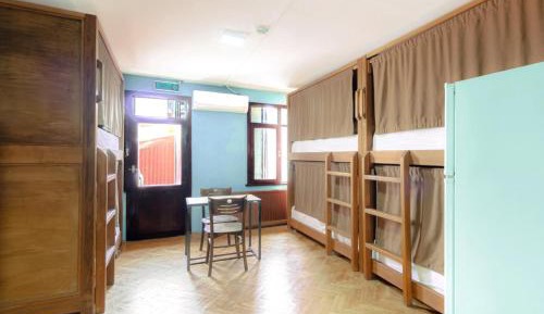 Bed in 6-Bed Mixed Dormitory Room