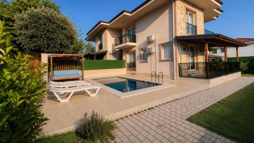 Villa with Private Pool