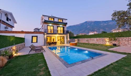 Villa with Private Pool