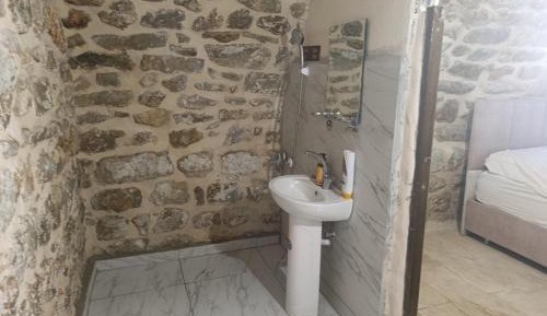 Comfort Triple Room with Shower