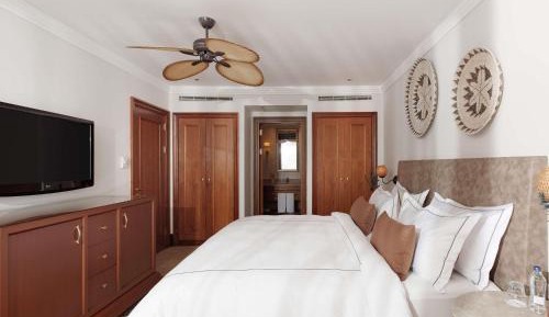 Suite with Garden View
