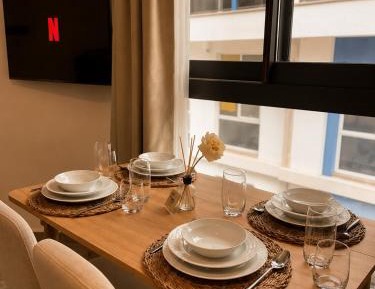 Deluxe One-Bedroom Apartment
