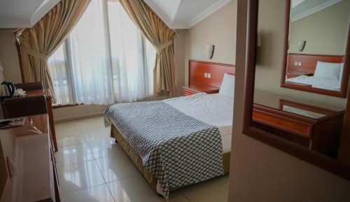 Double Room with Mountain View