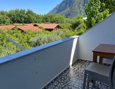 Triple Room with Balcony