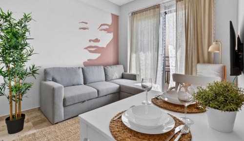One-Bedroom Loft Apartment with One Queen Bed