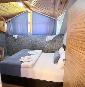 One-Bedroom Apartment with Balcony and Mountain View  