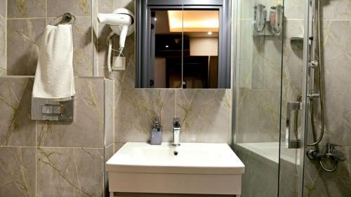 Suite with Spa Bath