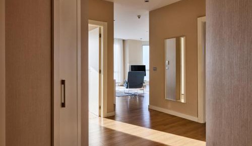 Deluxe Two-Bedroom Apartment with Sea View