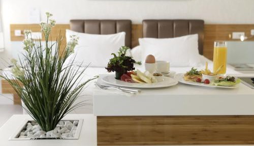 Corner Suite