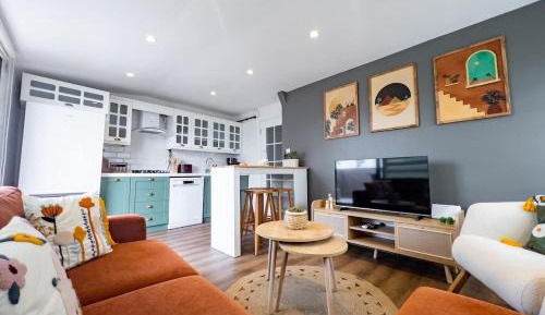 Apartment with View and Balcony