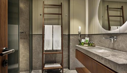 Marine Suite